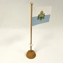 Alternative view of Tafelvlag San Marino